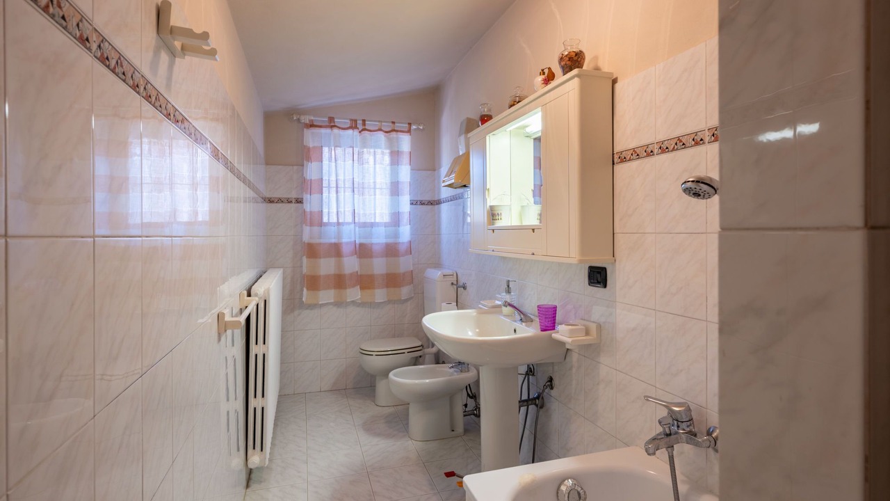 Photo of Bathroom in Asti