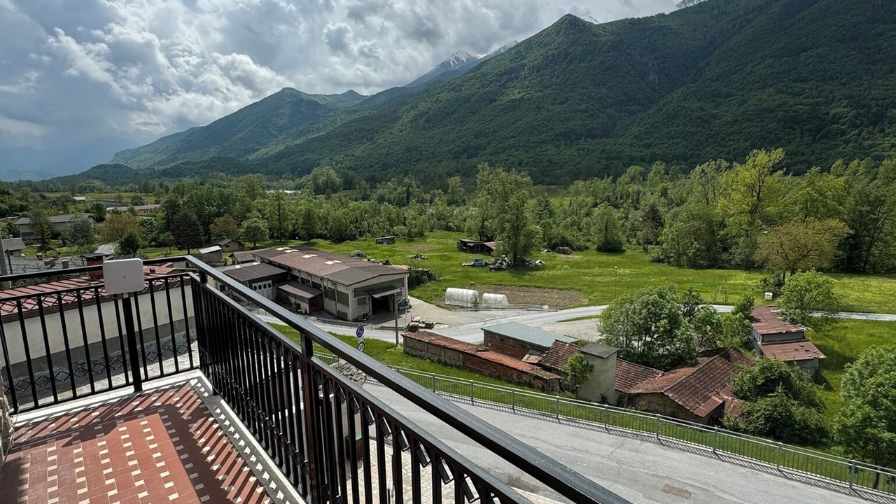 Photo of Outdoor in Aisone