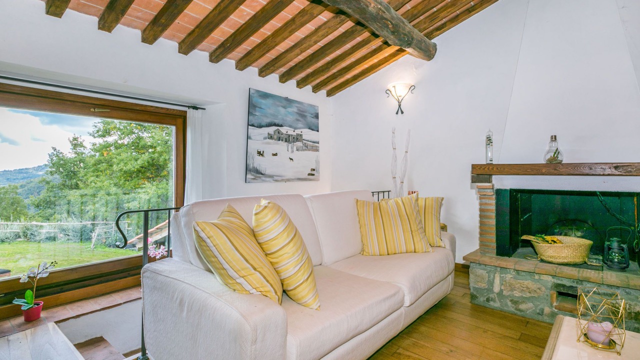 Photo of Livingroom in Montieri
