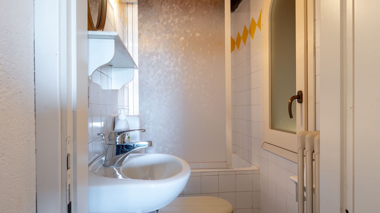 Photo of Bathroom in San Damiano dʼAsti