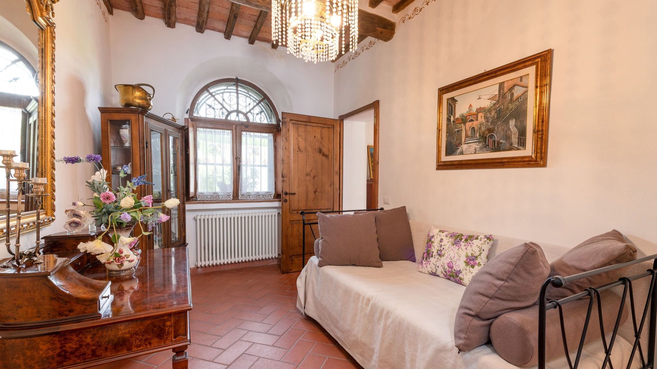 Photo of Livingroom in Montieri