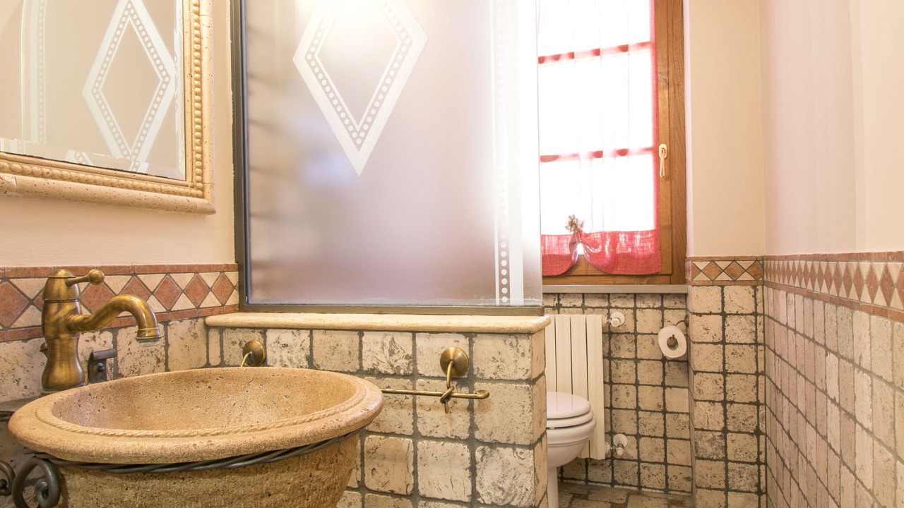 Photo of Bathroom in Oliveto