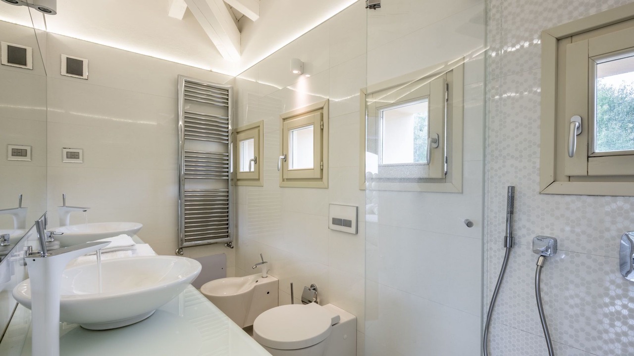 Photo of Bathroom in Settime