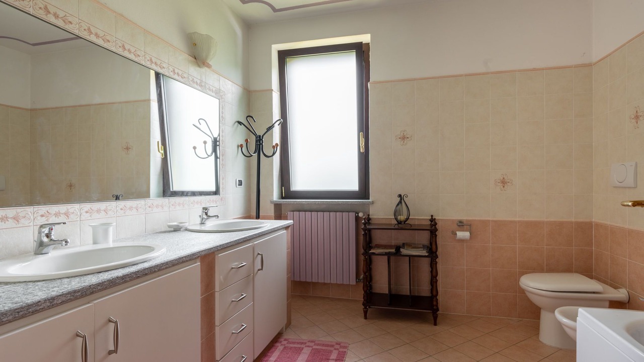Photo of Bathroom in Ferrere