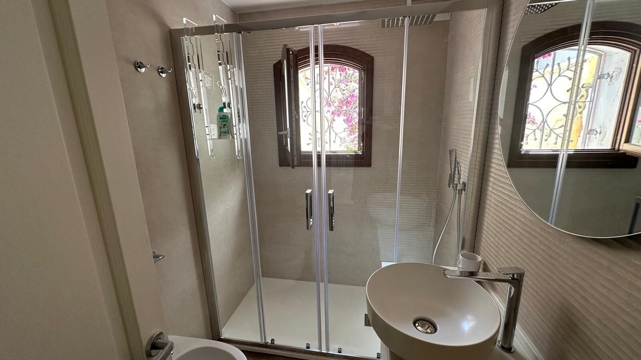 Photo of Bathroom in Liscia di Vacca