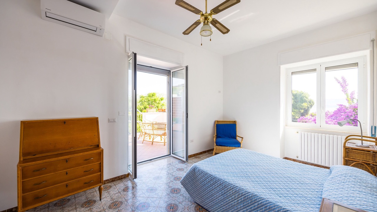 Photo of Bedroom in Bacoli