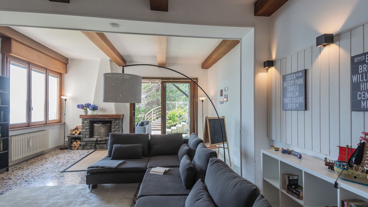 Photo of Livingroom in Moltrasio