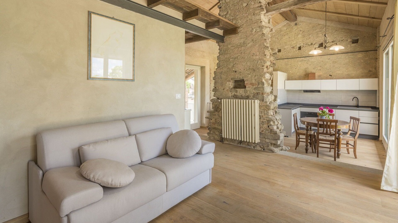 Photo of Bedroom in Monforte d'Alba