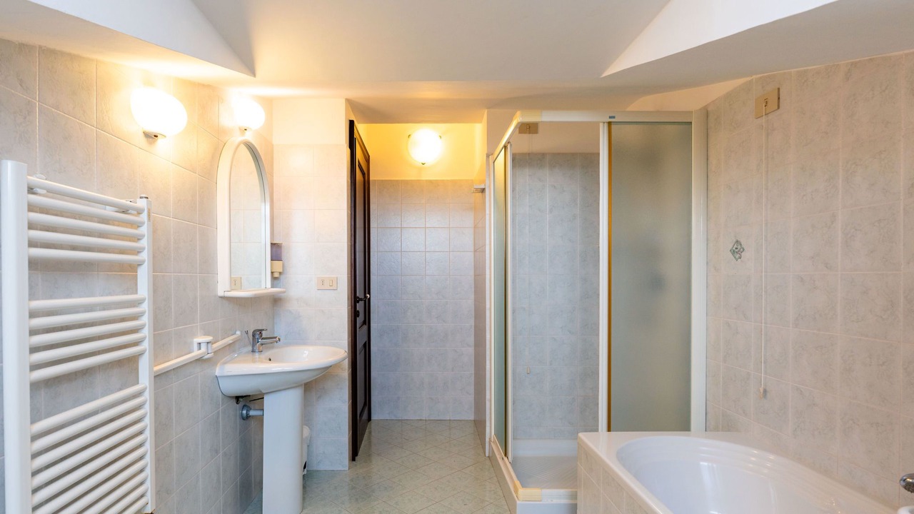 Photo of Bathroom in Diano Castello