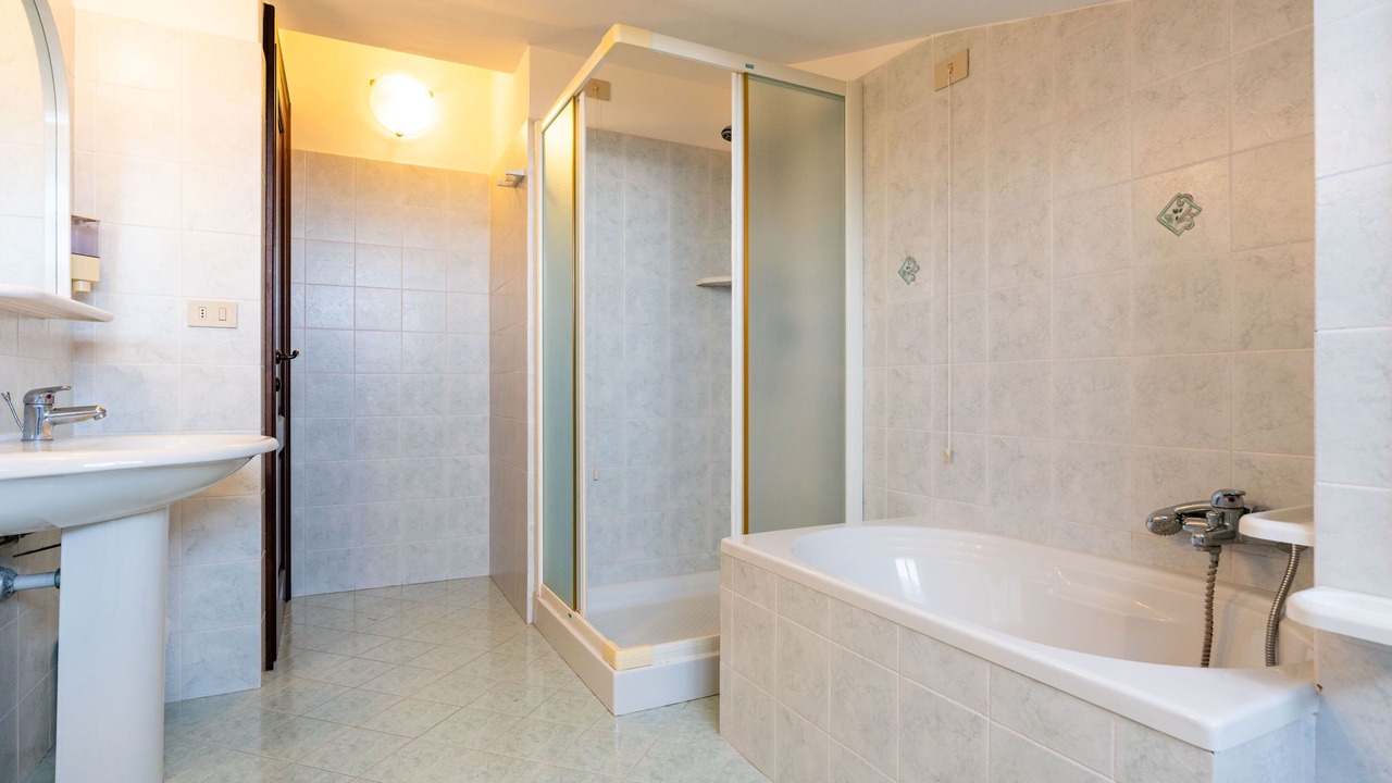 Photo of Bathroom in Diano Castello