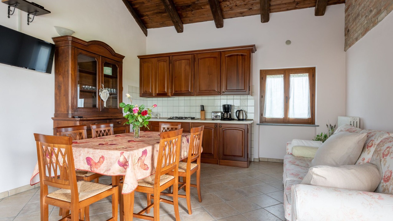 Photo of Bedroom in Castagnole delle Lanze