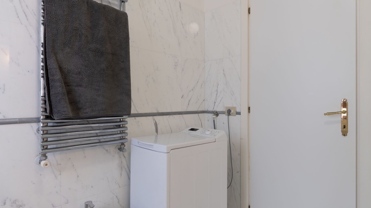 Photo of Bathroom in Capo Mimosa-Rollo
