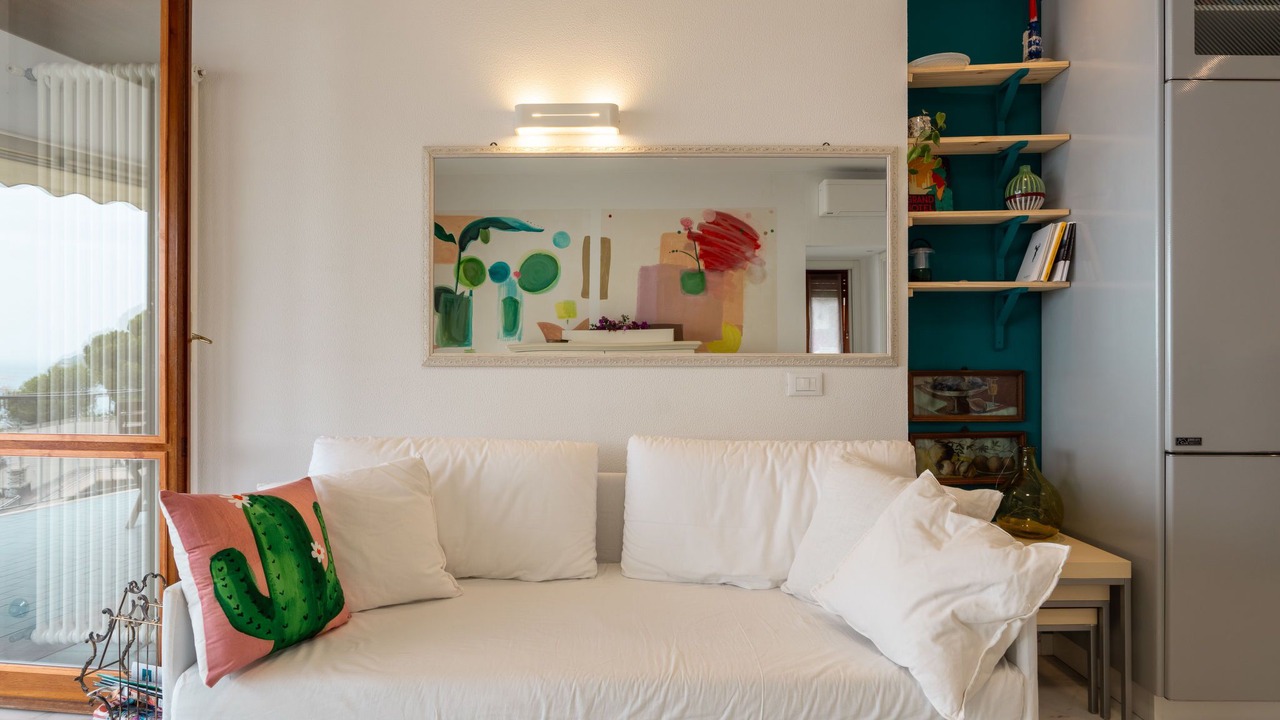 Photo of Livingroom in Capo Mimosa-Rollo