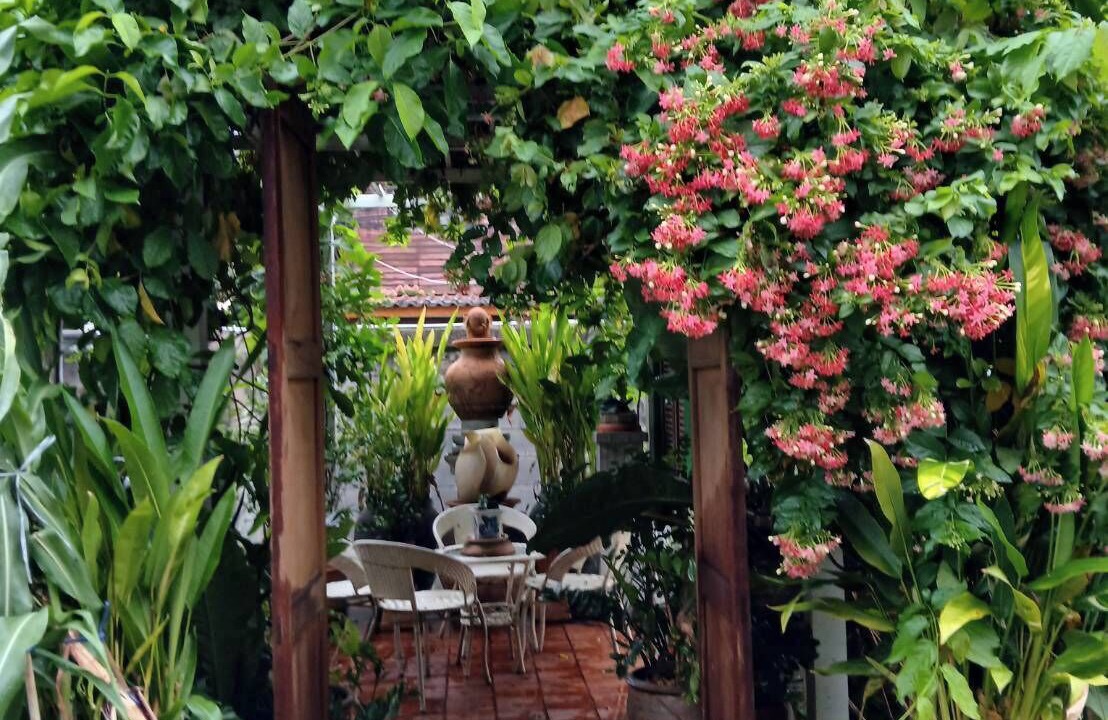Photo of Patio Balcony in Dusit