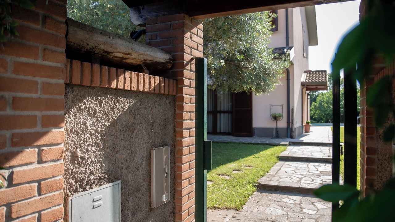 Photo of Outdoor in Premenugo