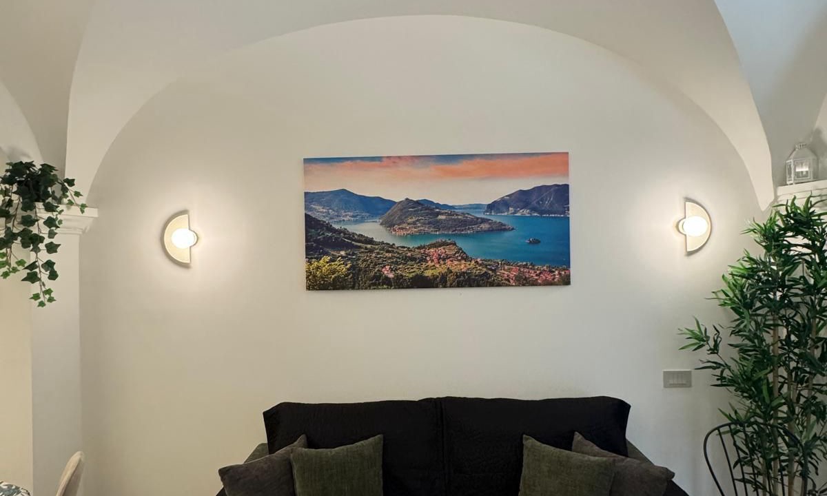 Photo of Livingroom in Sale Marasino