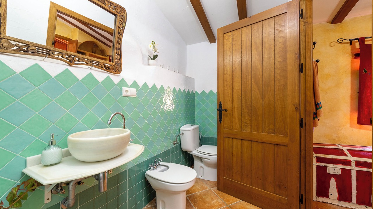 Photo of Bathroom in Laroya
