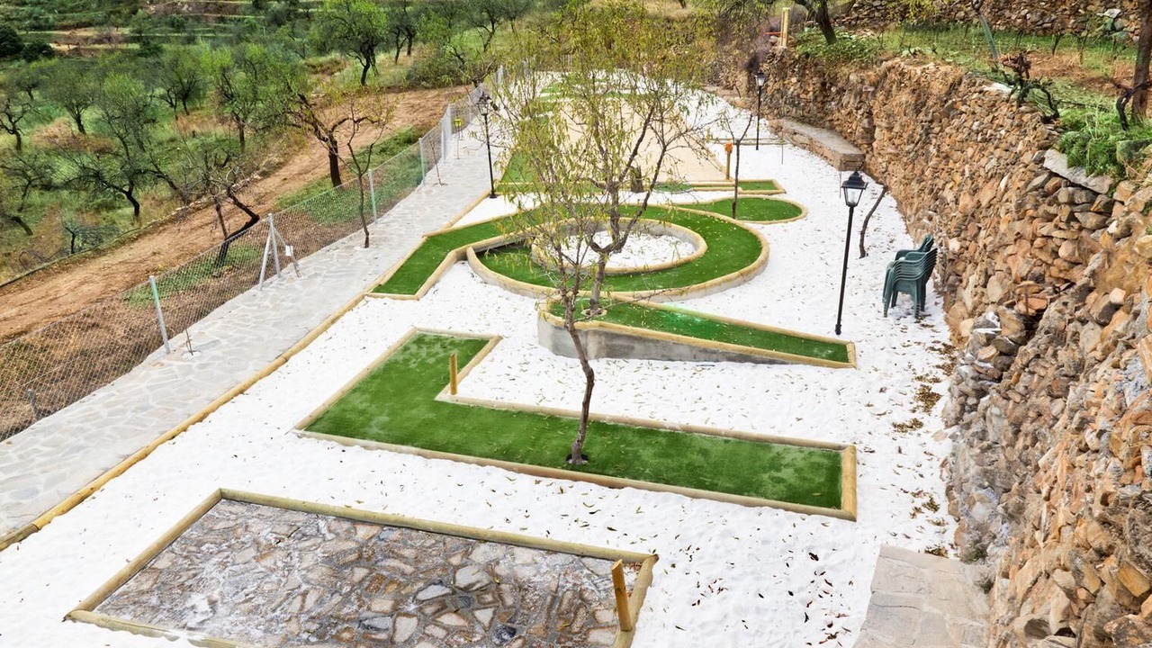 Photo of Outdoor in Laroya