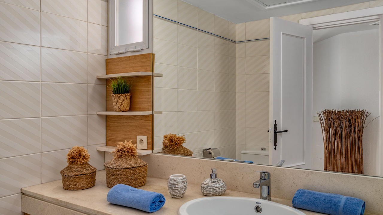 Photo of Bathroom in Casares del Mar