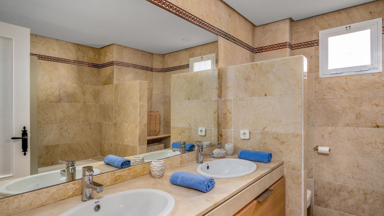 Photo of Bathroom in Casares del Mar