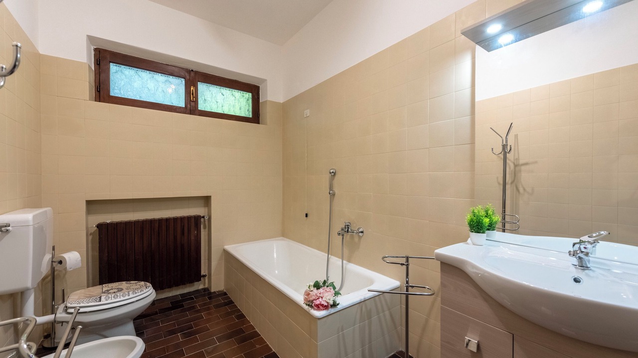 Photo of Bathroom in Pollino
