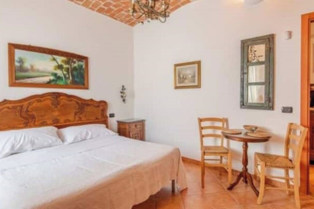 Photo of Bedroom in Barbaresco