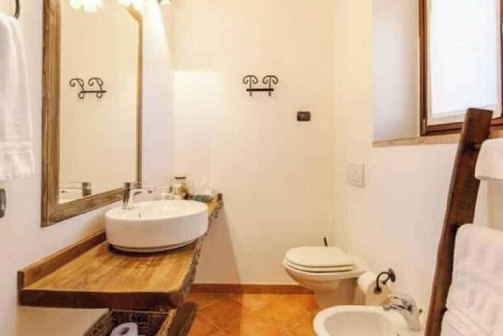 Photo of Bathroom in Barbaresco