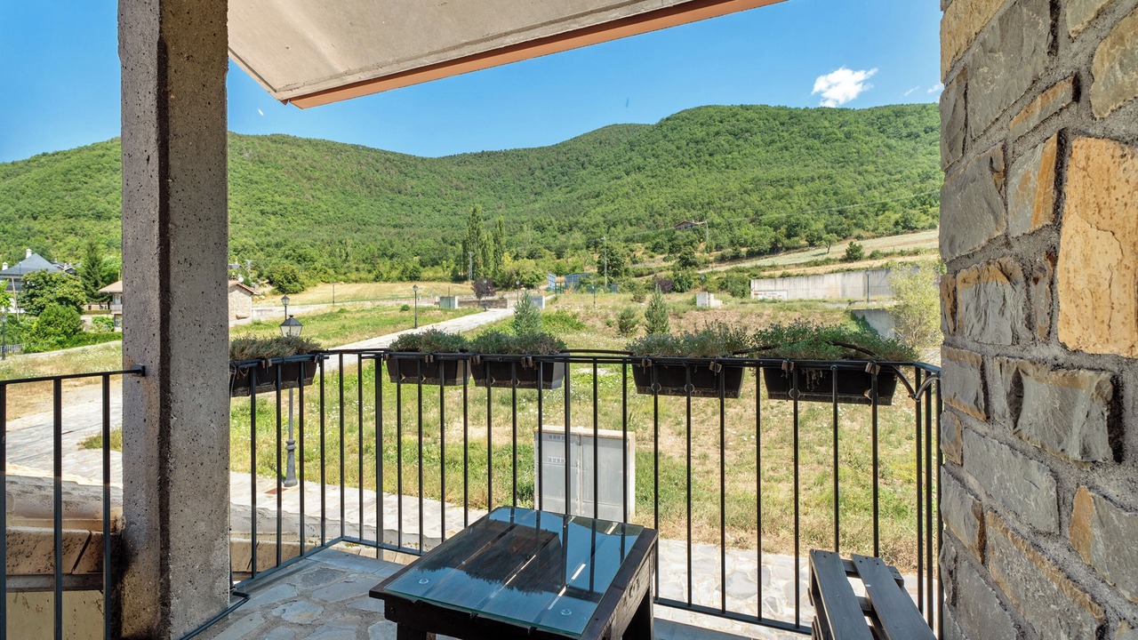 Photo of Patio Balcony in Gavin