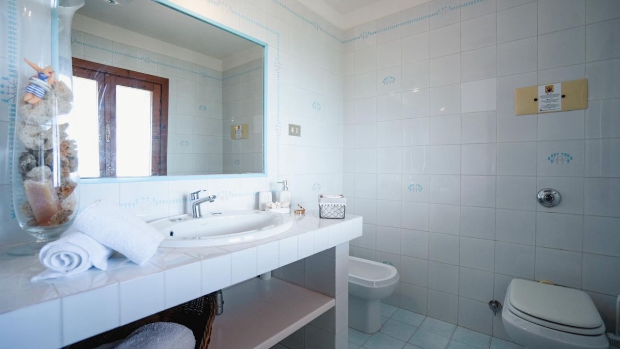 Photo of Bathroom in Porto Istana