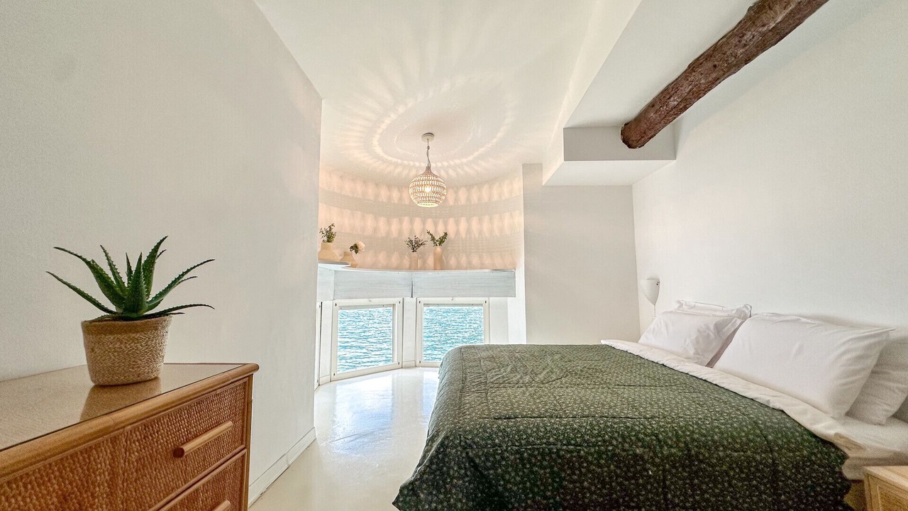 Photo of Bedroom in Carate Urio