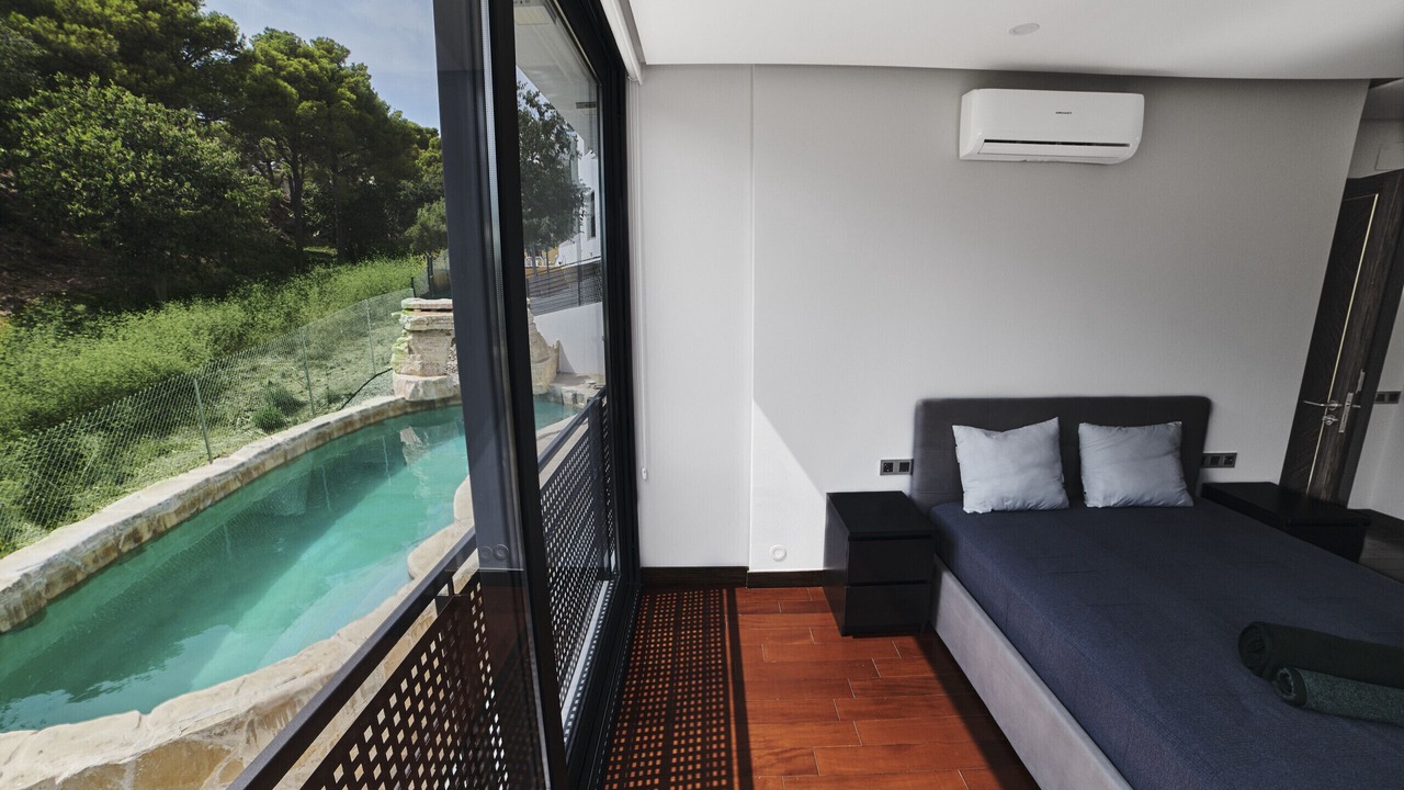 Photo of Bedroom in Llanca