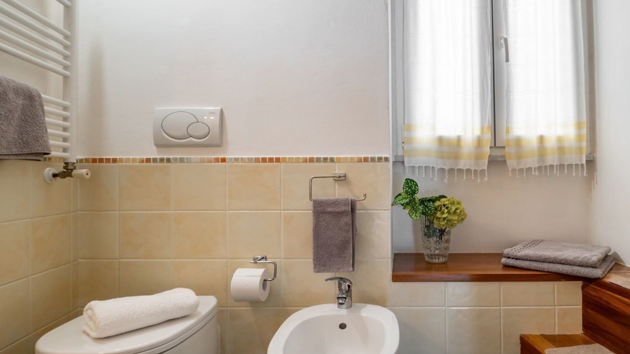 Photo of Bathroom in Arcola