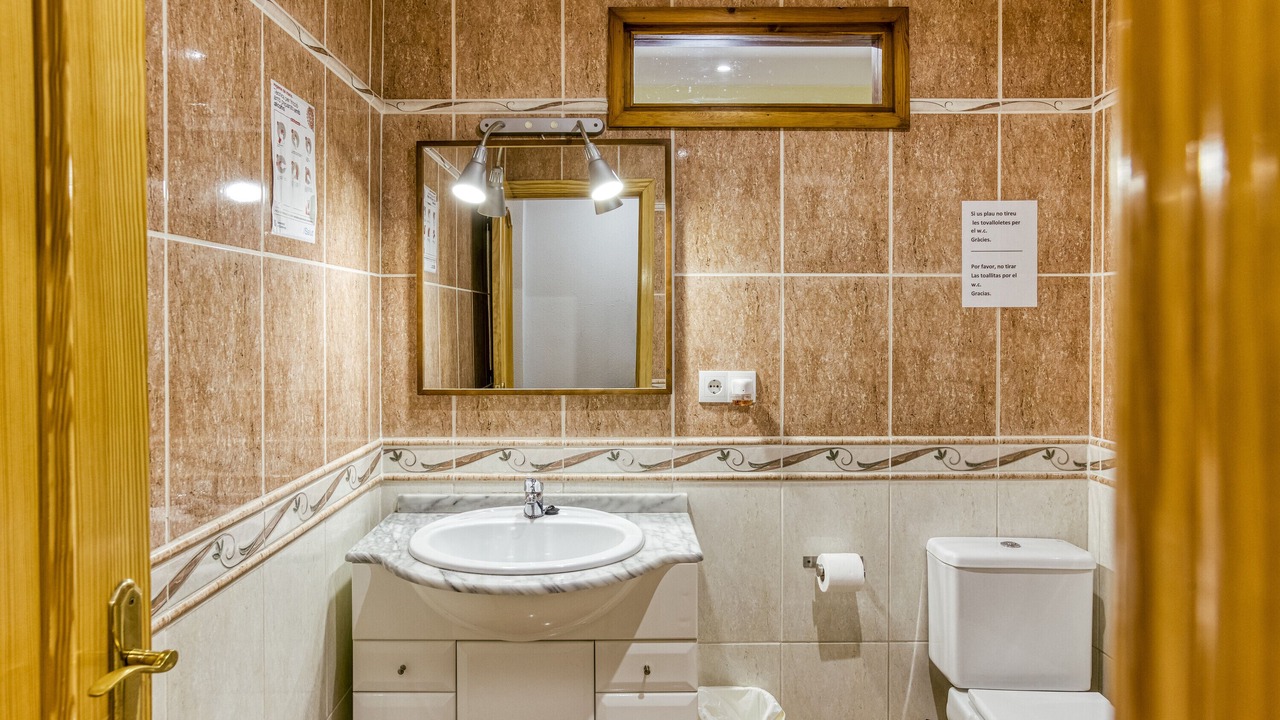 Photo of Bathroom in Perelada