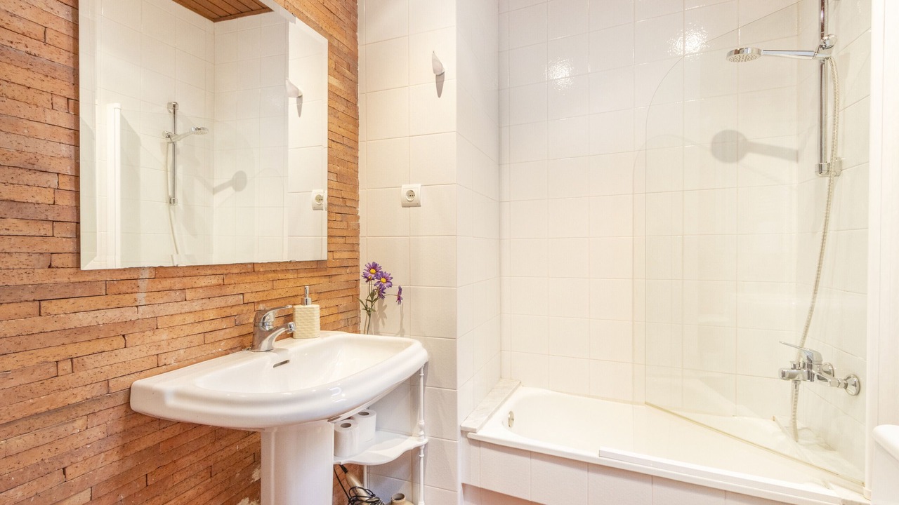 Photo of Bathroom in Palouet