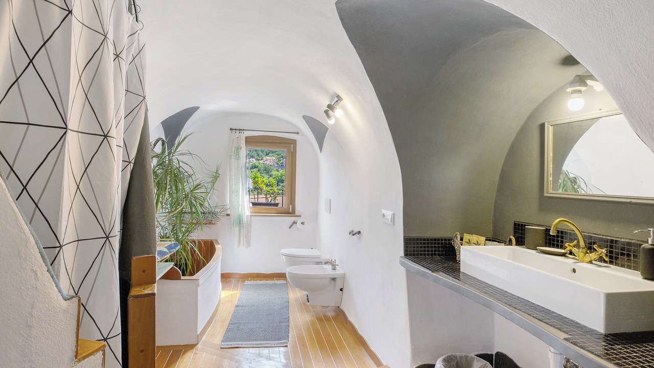 Photo of Bathroom in Tovo San Giacomo
