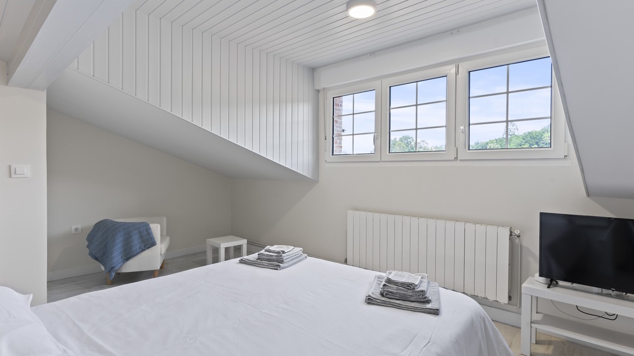 Photo of Bedroom in Novales