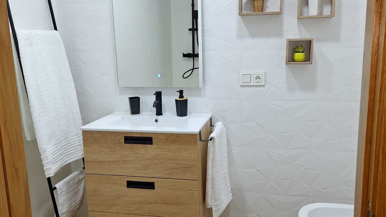 Photo of Bathroom in Adra