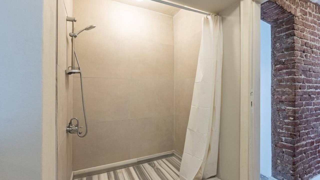 Photo of Bathroom in Pera