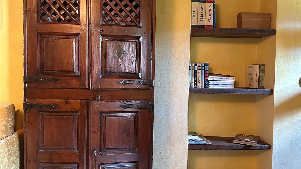 Photo of Others in Maglietola