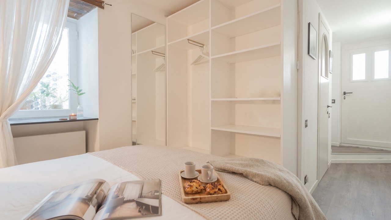 Photo of Bedroom in Carate Urio