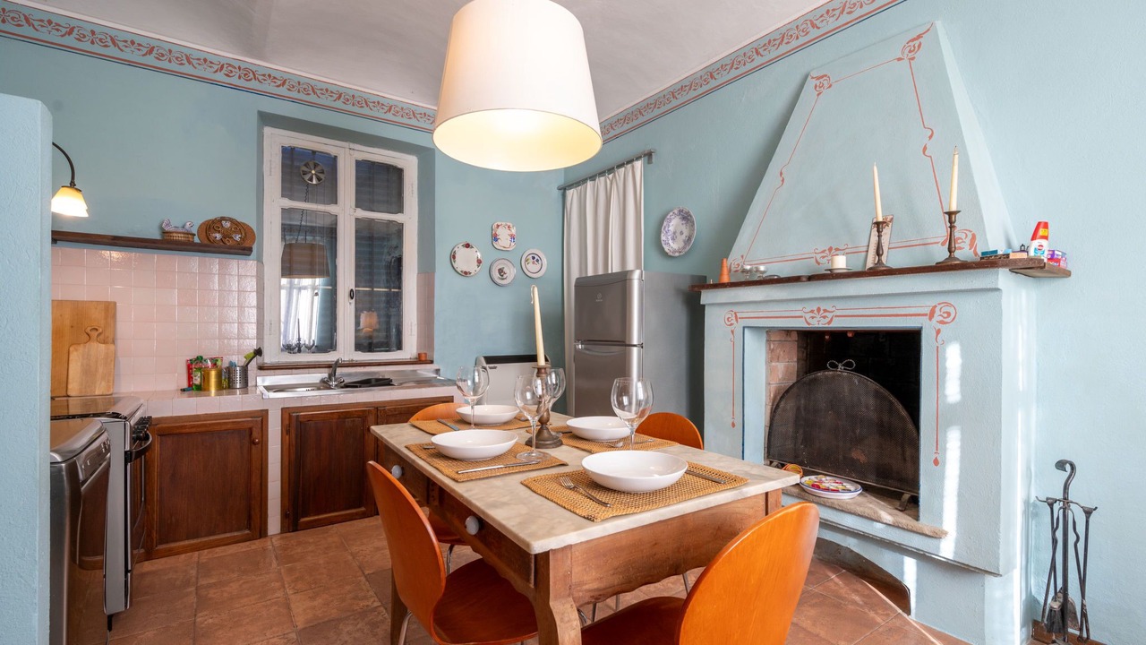 Photo of Bedroom in Montegrosso dʼAsti