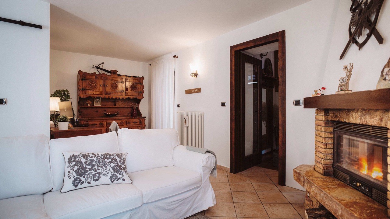 Photo of Livingroom in Roure