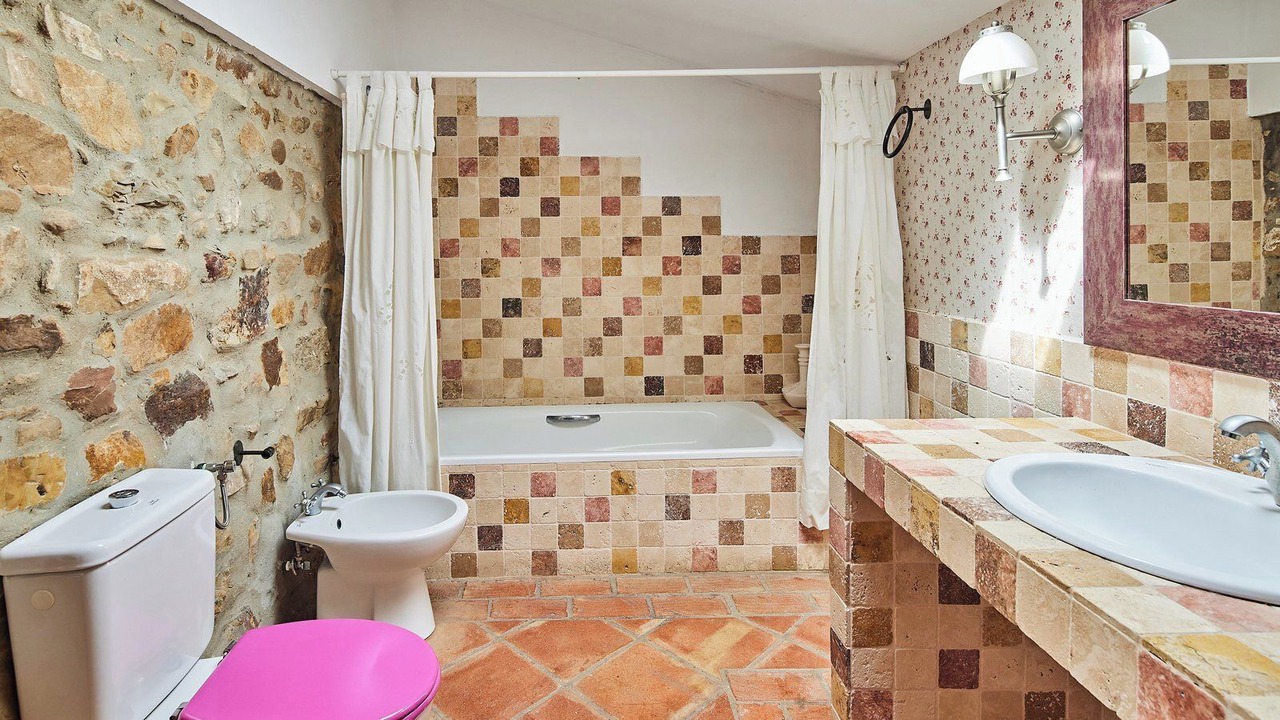 Photo of Bathroom in Jimena de la Frontera