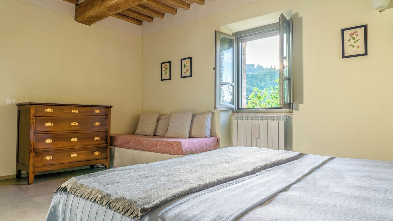 Photo of Bedroom in Montelovesco