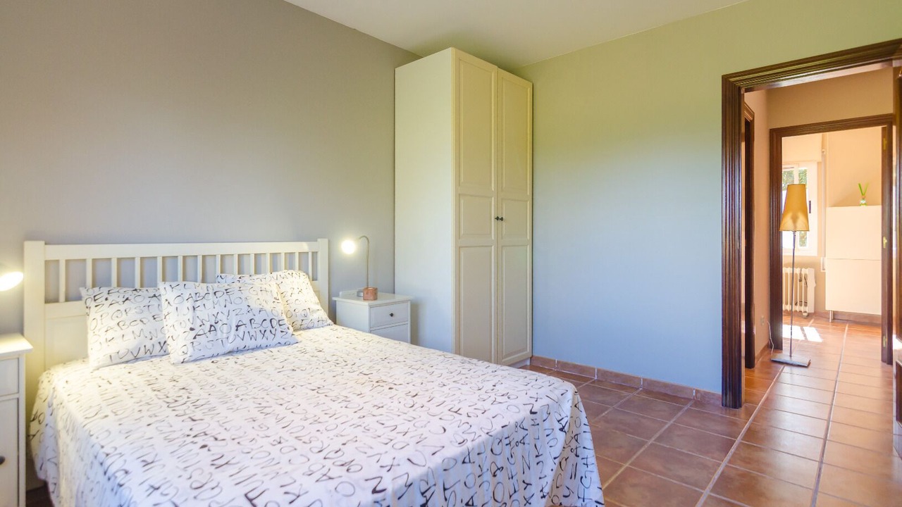 Photo of Bedroom in Mont Barbat