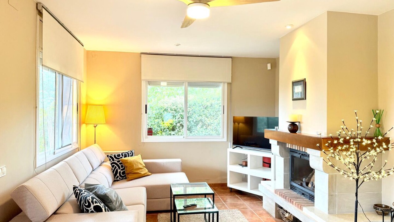 Photo of Livingroom in Mont Barbat