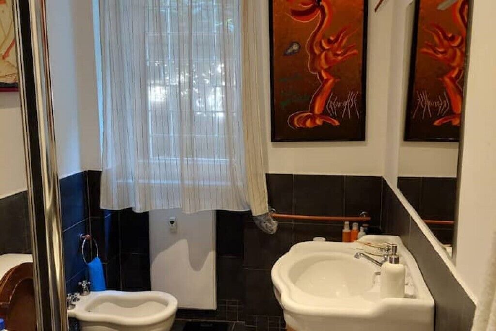 Photo of Bathroom in Zona LIII Tomba di Nerone