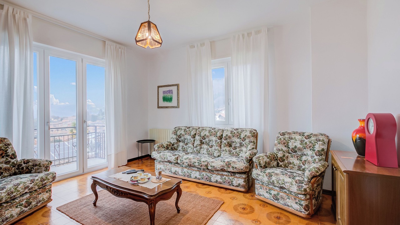Photo of Livingroom in Armeno