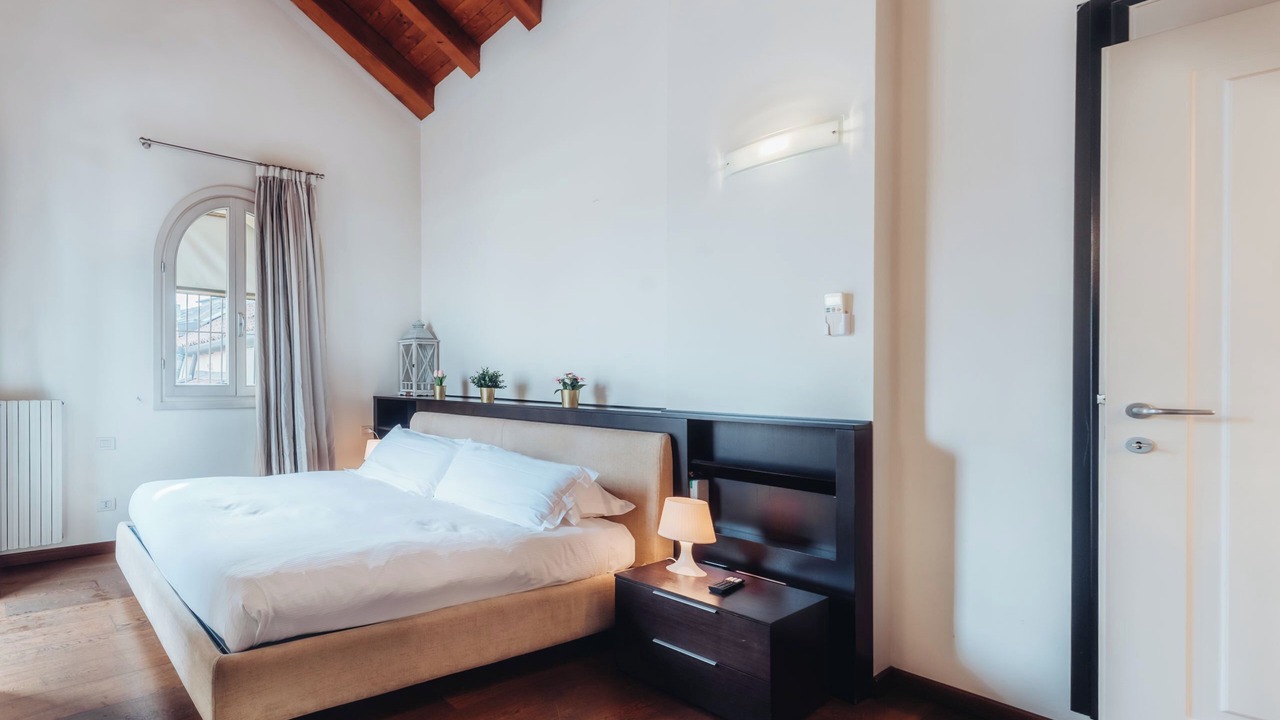 Photo of Bedroom in Scala