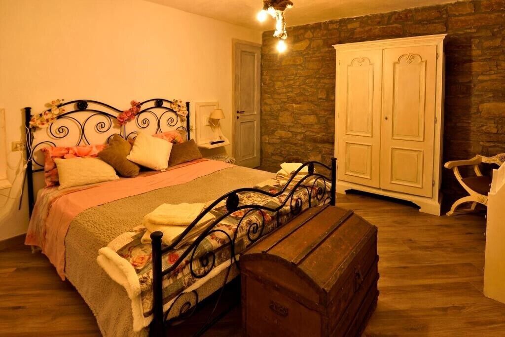 Photo of Bedroom in Cremolino